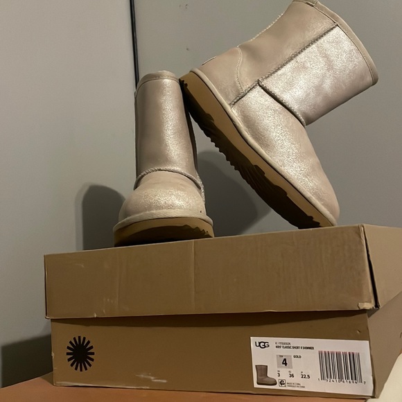 Kids classic short II shimmer size 4 - Picture 1 of 8